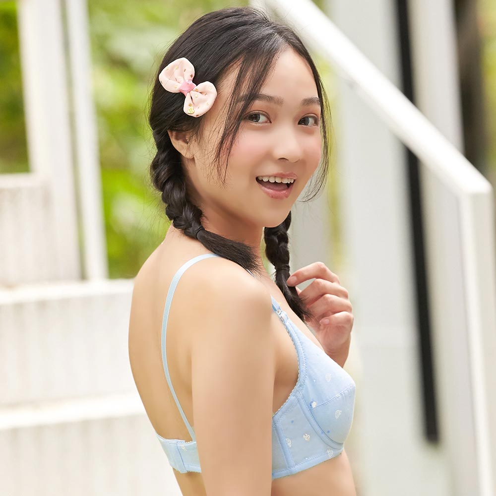 《台灣製》小企鵝。軟鋼圈舒壓少女內衣(水)ABCD