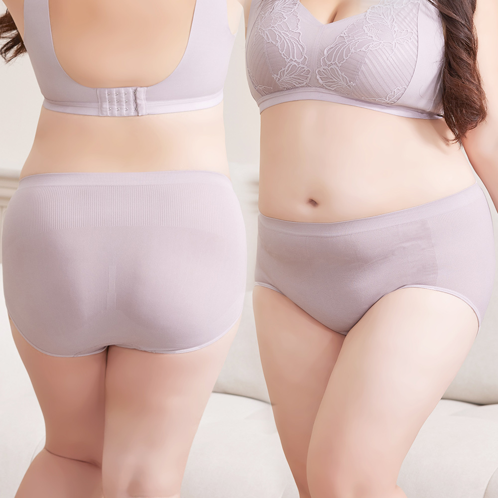 《竹炭．無縫》一體成型中腰三角褲(芋色)