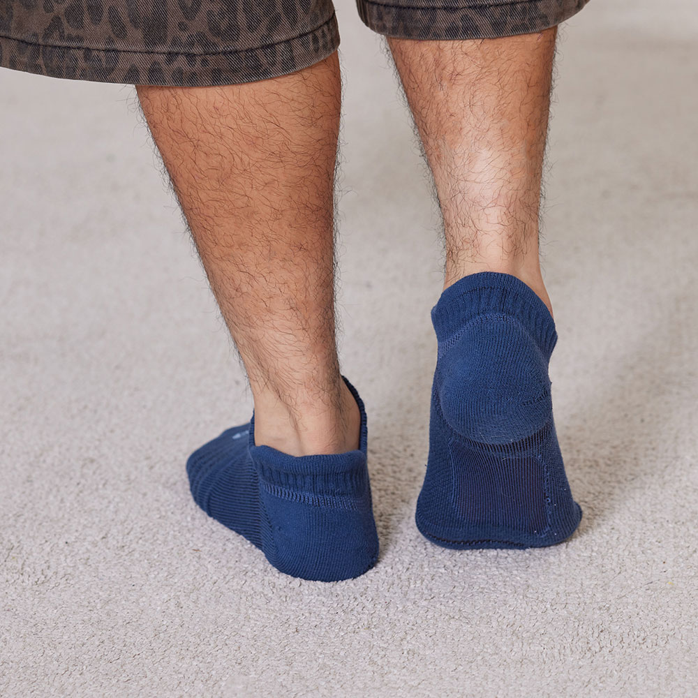 全方位護足 足弓加強 輕機能氣墊襪(藍)