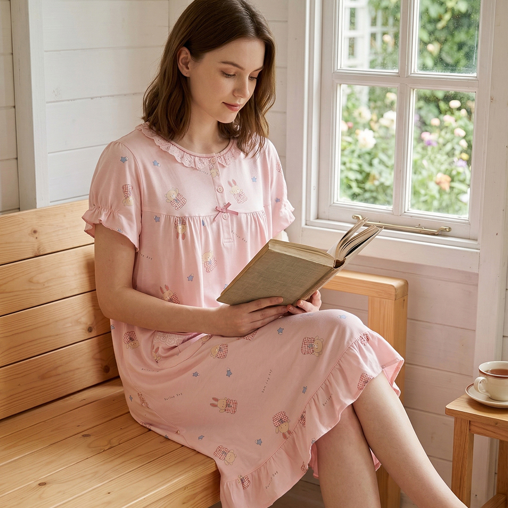 睡萌聚落 柔軟舒眠棉質 連身裙睡衣(粉)