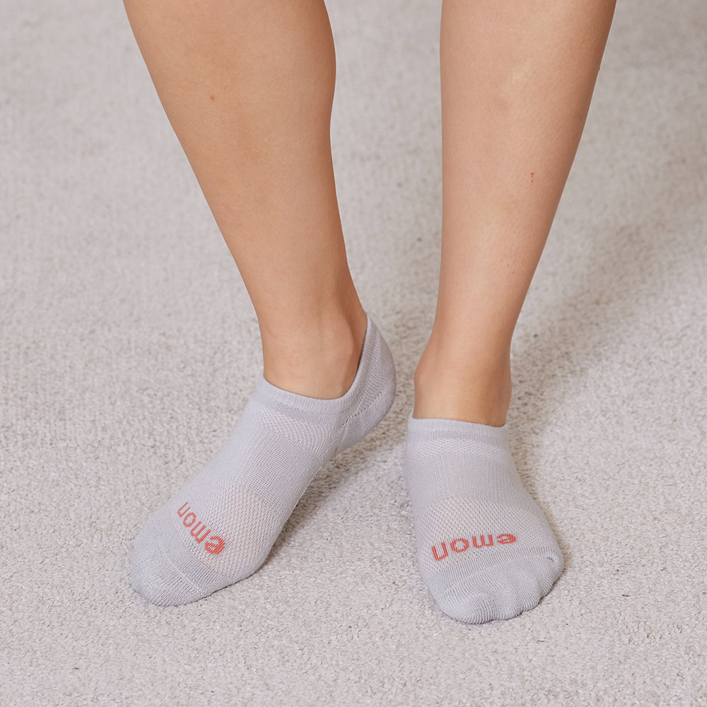 MIT台灣製 隱形 涼爽 純棉機能襪(灰)