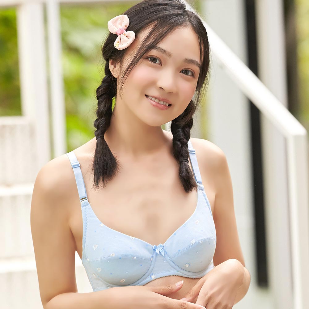 《台灣製》小企鵝。軟鋼圈舒壓少女內衣(水)ABCD