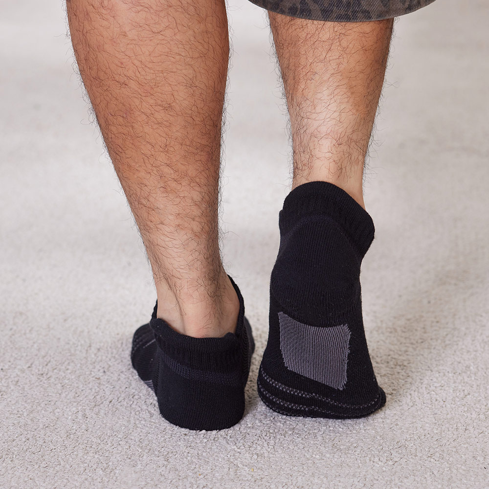 全方位護足 足弓加強 輕機能氣墊襪(黑)