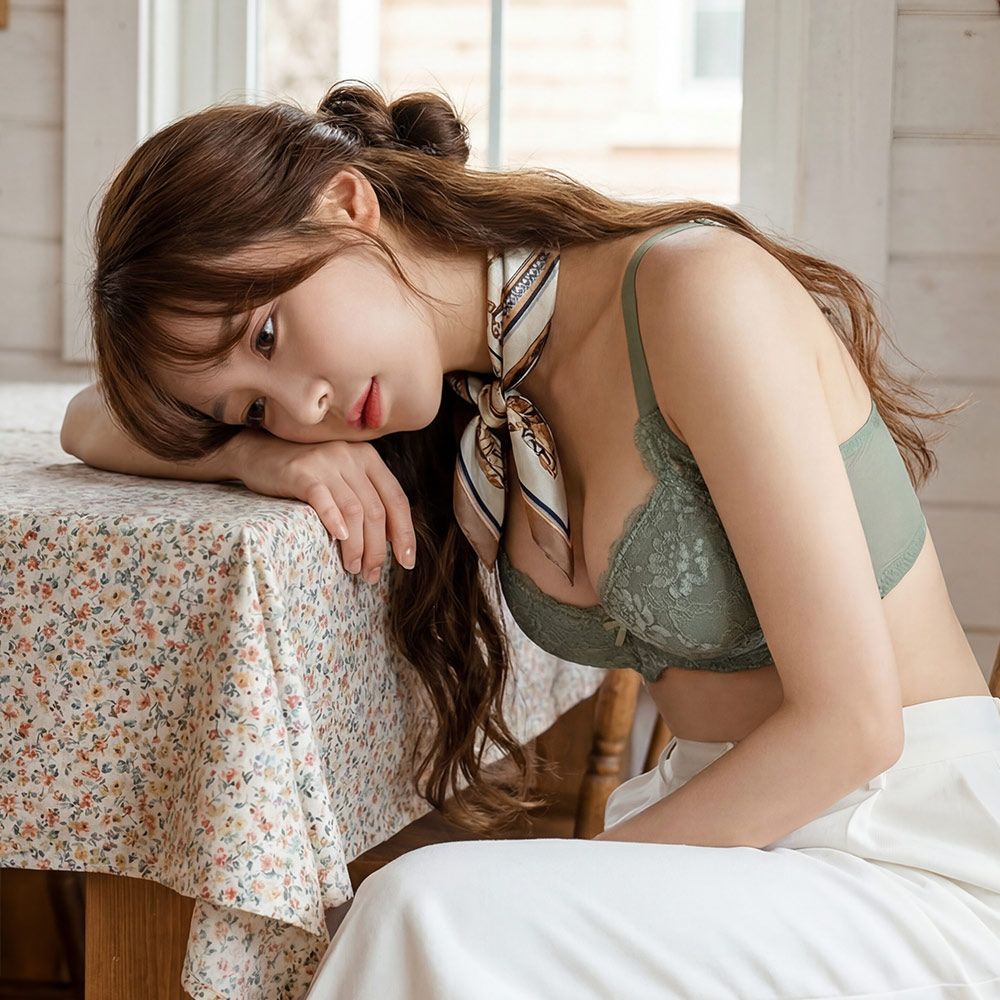 花柔 軟鋼圈 深V低脊心包覆機能型內衣C罩杯(芥末綠)