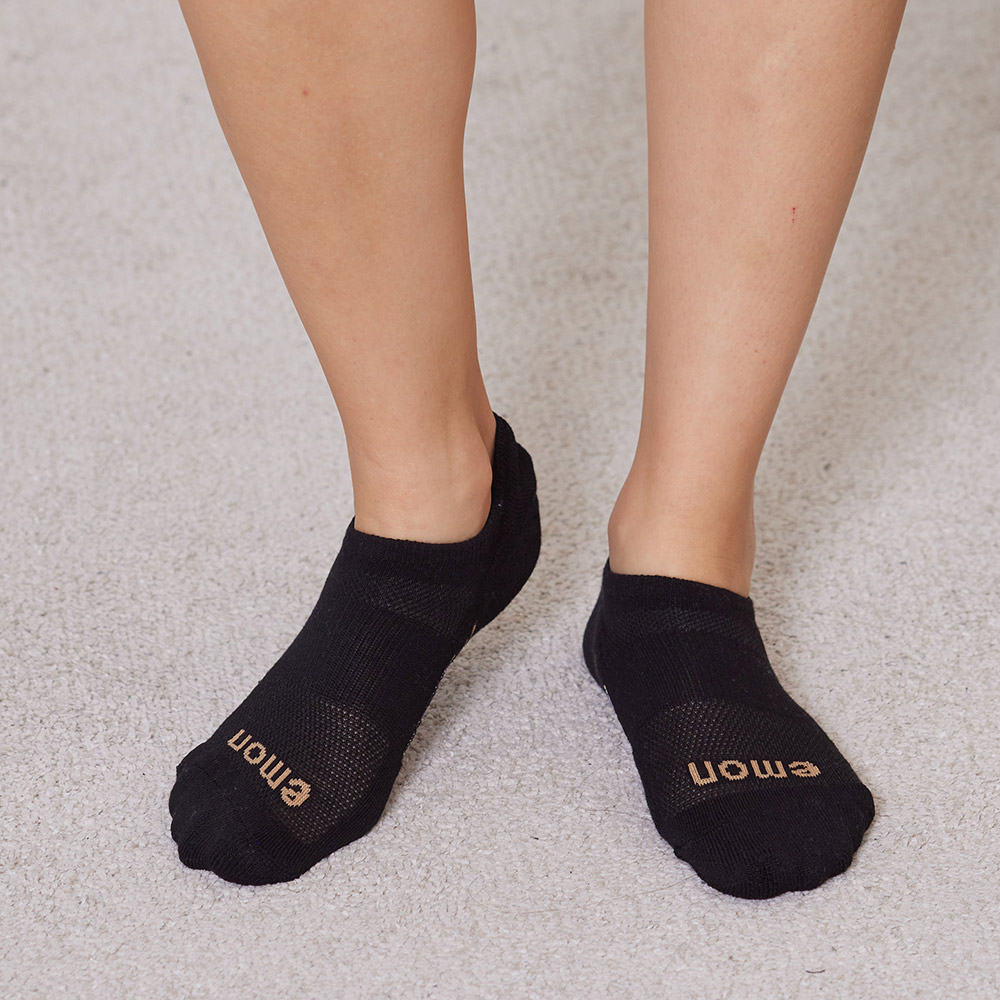 MIT台灣製 隱形 涼爽 純棉機能襪(黑)