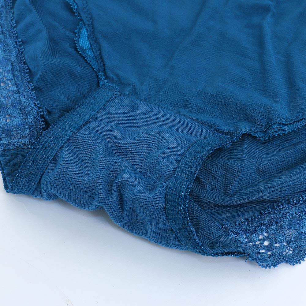 MIT台灣製 蕾絲中低腰美臀三角褲(隨機色)