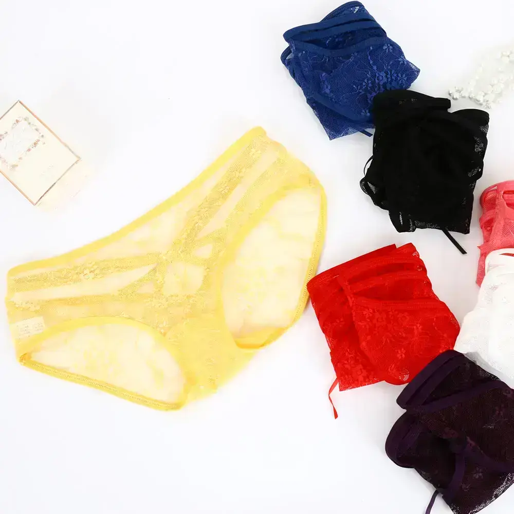 性感蕾絲織帶交錯貼身三角褲 3件組(隨機色)