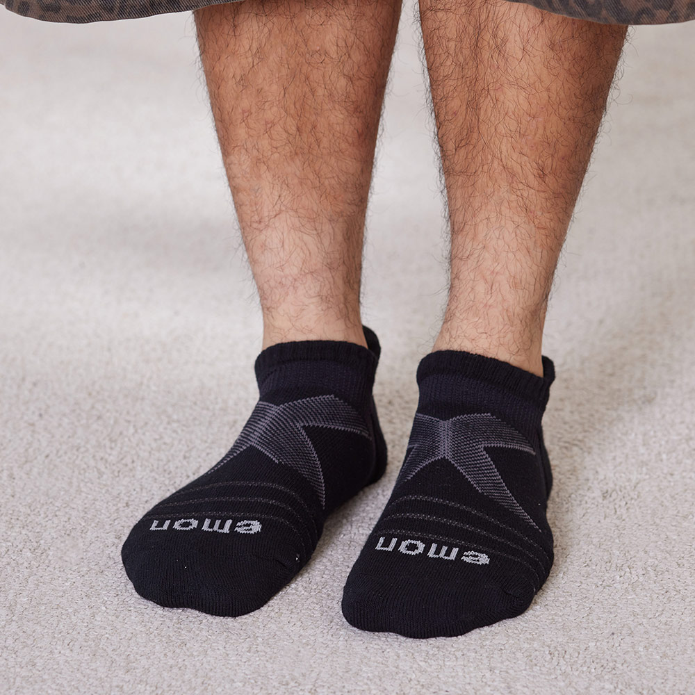 全方位護足 足弓加強 輕機能氣墊襪(黑)